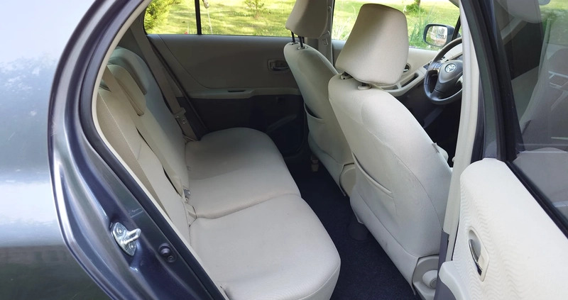Toyota Yaris cena 23500 przebieg: 216000, rok produkcji 2009 z Międzyrzec Podlaski małe 254